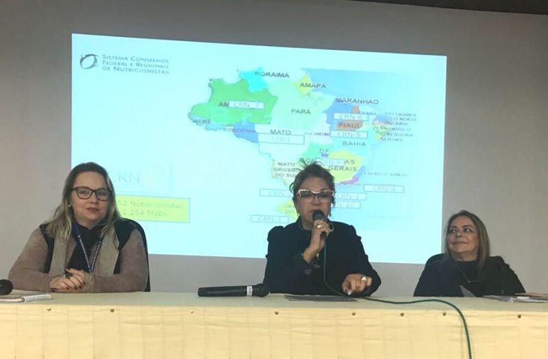 encontro-sobre-responsabilidade-tecnica-reune-nutricionistas-e-academicos-em-caxias-do-sul