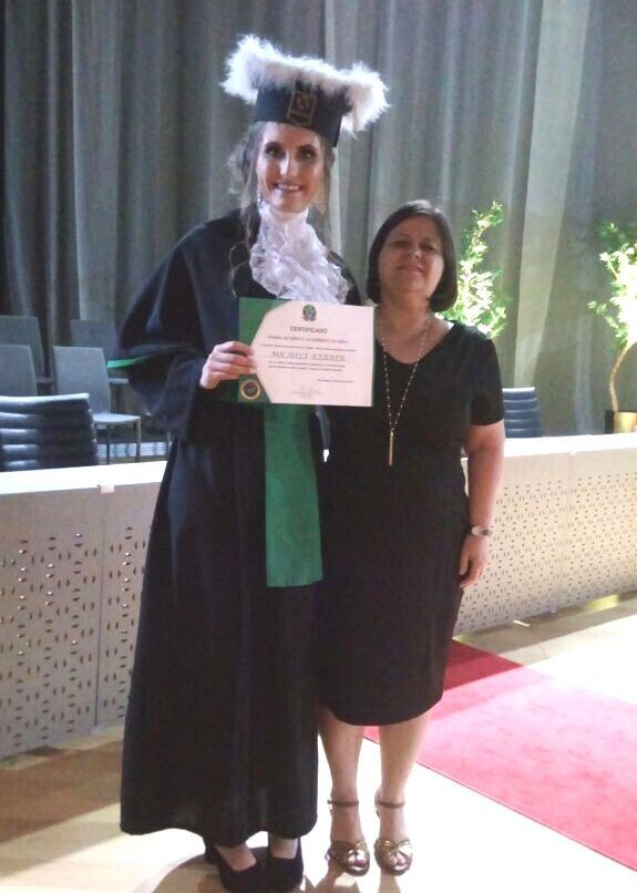 michele-kerber-da-univates-recebe-certificado-de-honra-ao-merito-do-crn-2