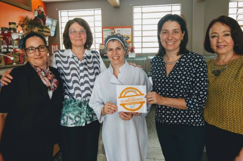 cantina-de-porto-alegre-recebe-selo-de-qualidade-do-crn-2