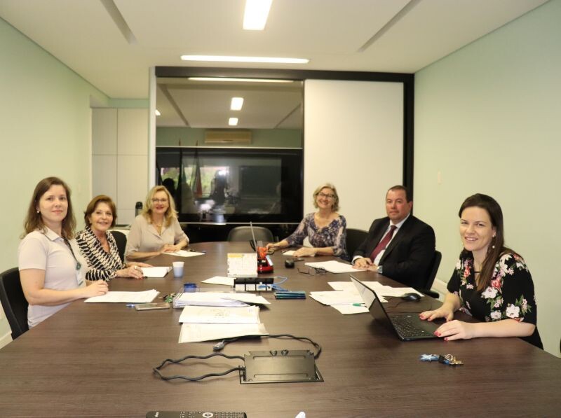 crn-2-realiza-nova-reunio-para-debater-projetos-de-lei-da-alimentao-escolar