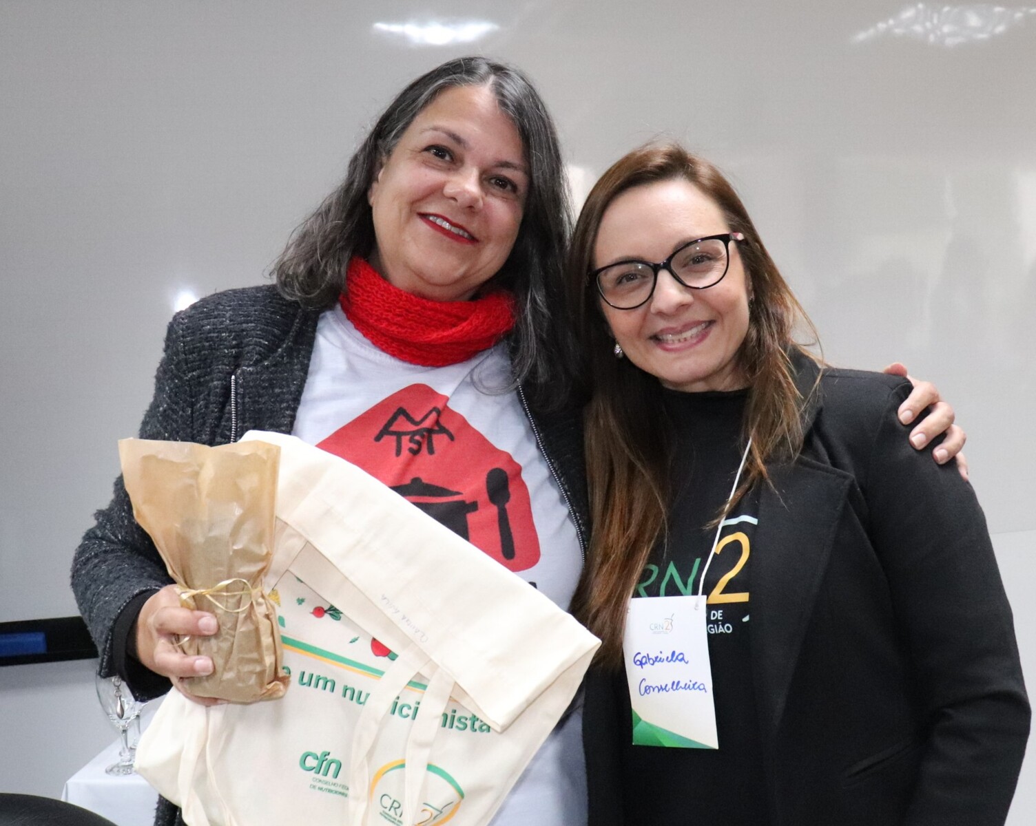 entrega Claudia Avila.jpg