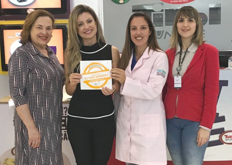 restaurante-de-porto-alegre-recebe-o-selo-de-qualidade-do-crn-2-n-43