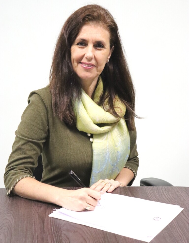 Siliane Regina Orlandin Troggian2.jpg